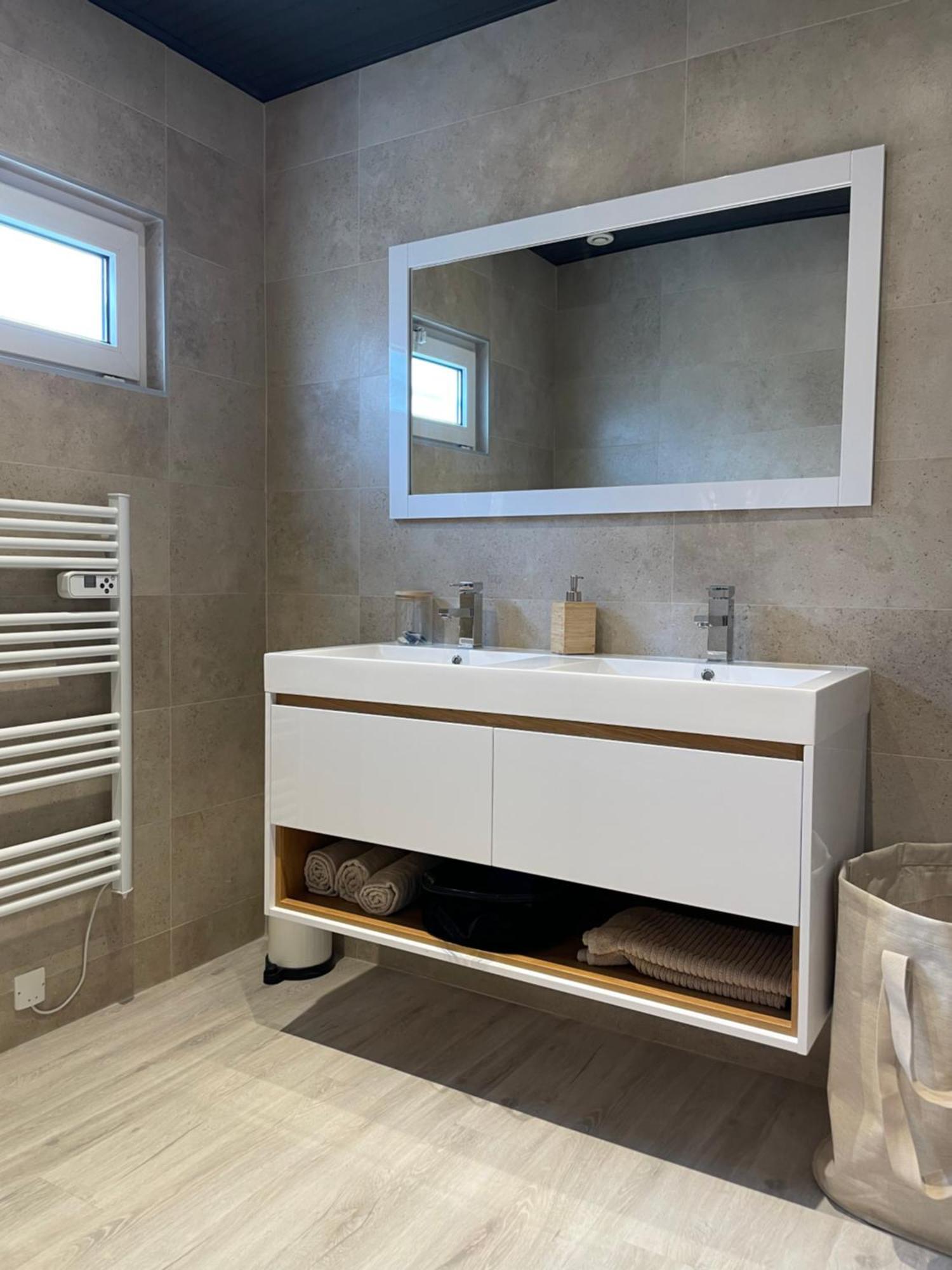 Villa Lcsm Et Studio Фронтинян Екстериор снимка